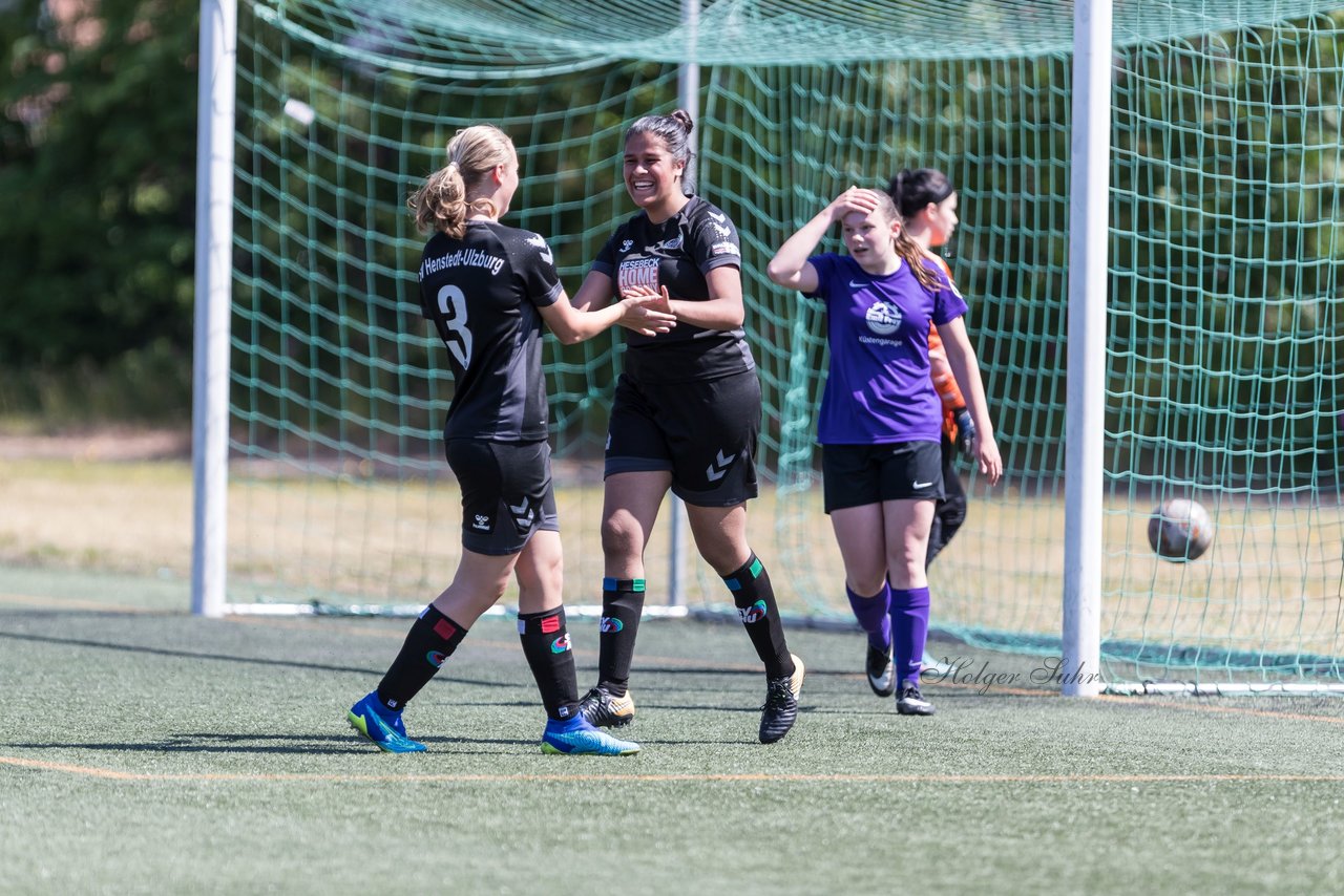 Bild 123 - wBJ SV Henstedt Ulzburg - TuS Rotenhof : Ergebnis: 12:0